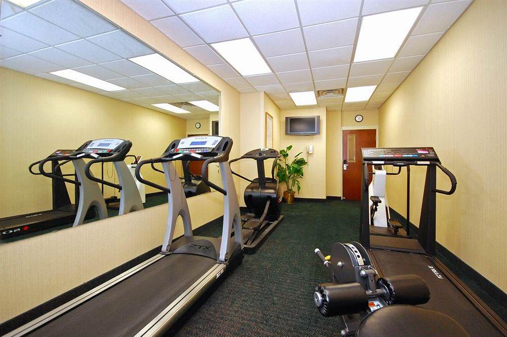 Best Western Airport Inn&Suites Cleveland Brook Park Faciliteiten foto