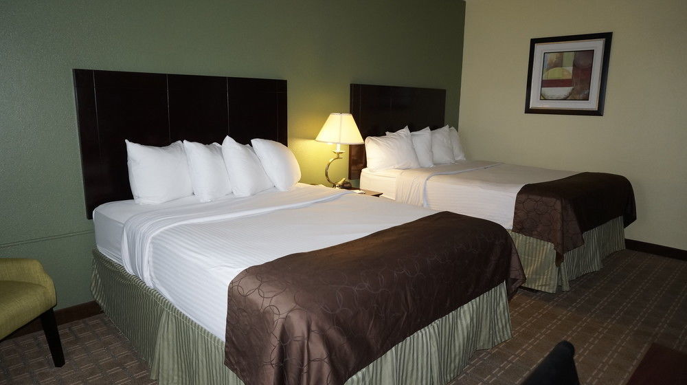 Best Western Airport Inn&Suites Cleveland Brook Park Buitenkant foto
