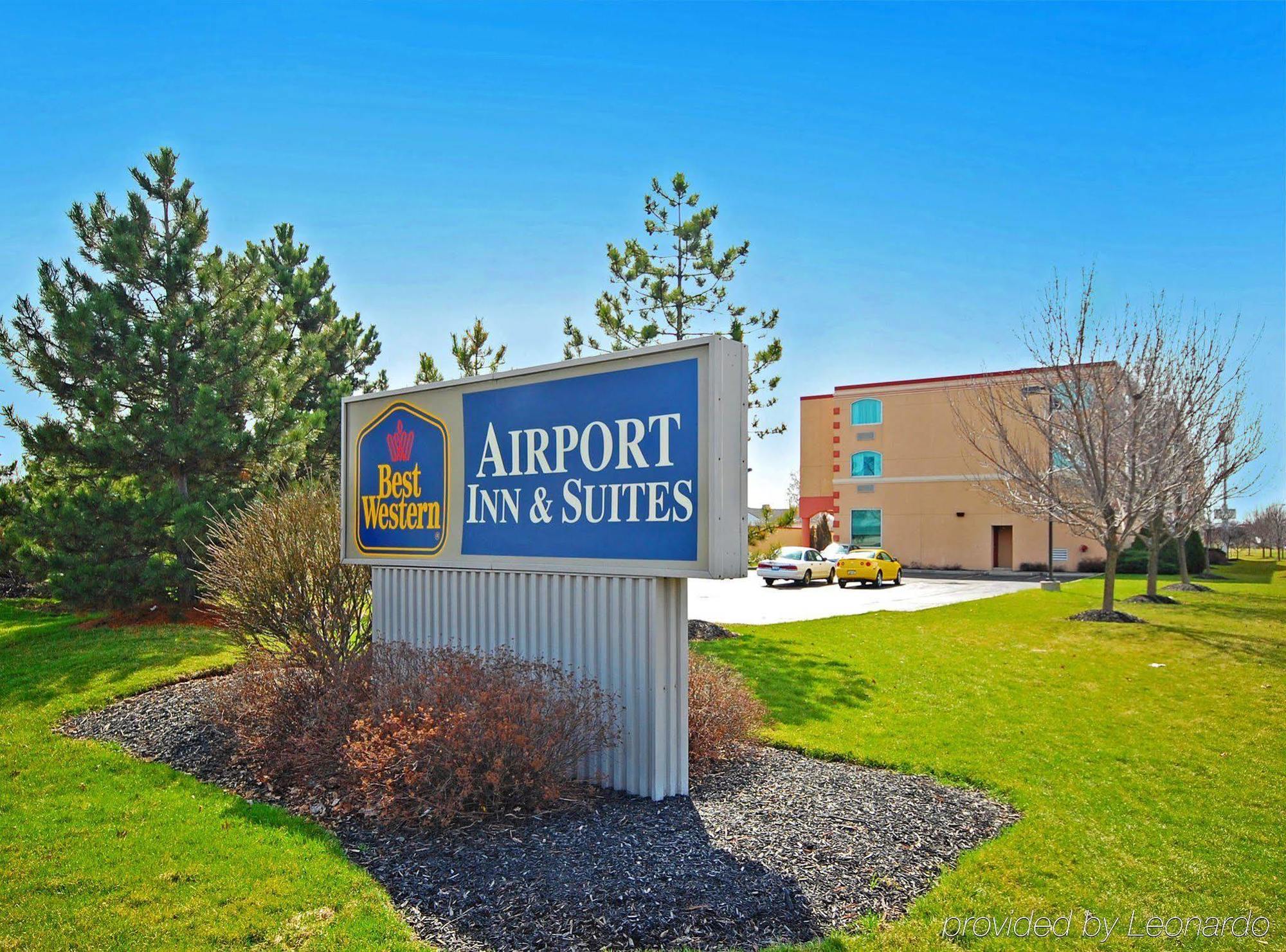 Best Western Airport Inn&Suites Cleveland Brook Park Buitenkant foto