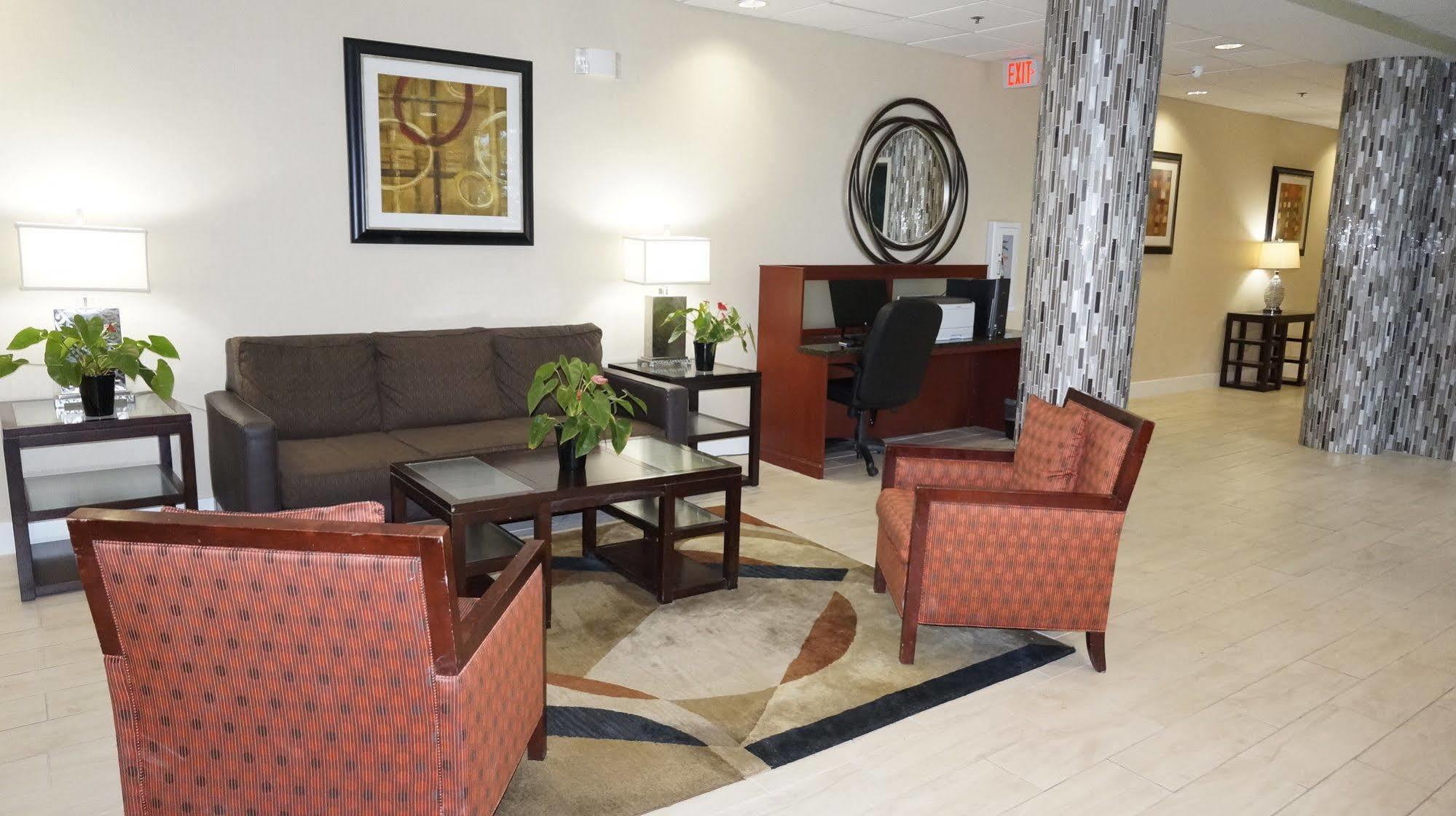Best Western Airport Inn&Suites Cleveland Brook Park Buitenkant foto